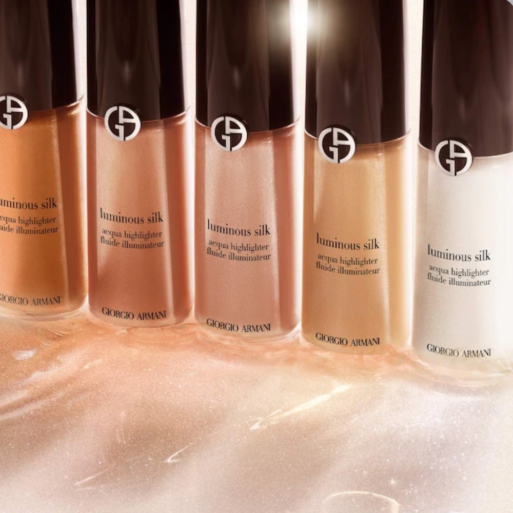 NEW Giorgio Armani Beauty 
Luminous Silk Acqua Highlighter